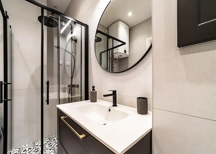 Exclusive In Center Free Parking