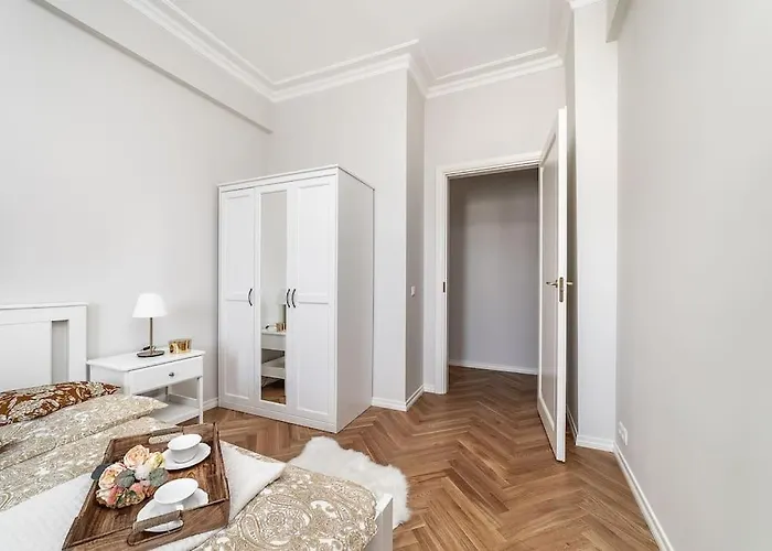 Lägenhet Exclusive In Center Free Parking